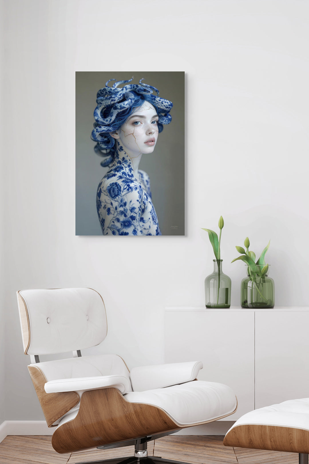 Fotografische Medusa kunst van Skullbloom met slangen toegepast in interieur