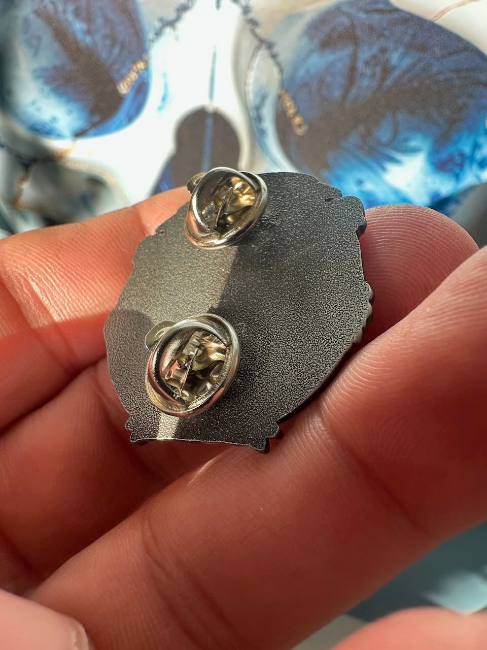 Isadora Skullheart pin